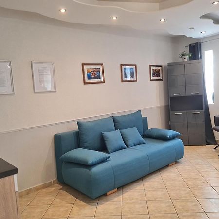 Csever Apartman タタ エクステリア 写真